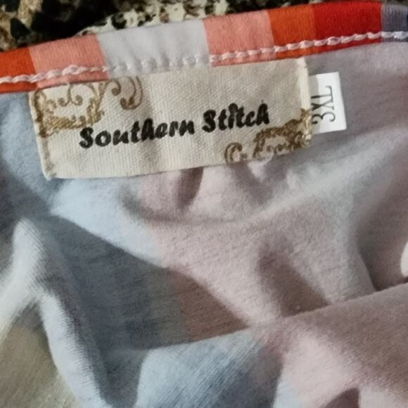 Southern Stich striped snakeskin bell sleeve super soft high low shirt plus 3X - Picture 6 of 6